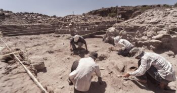 Archeolodzy